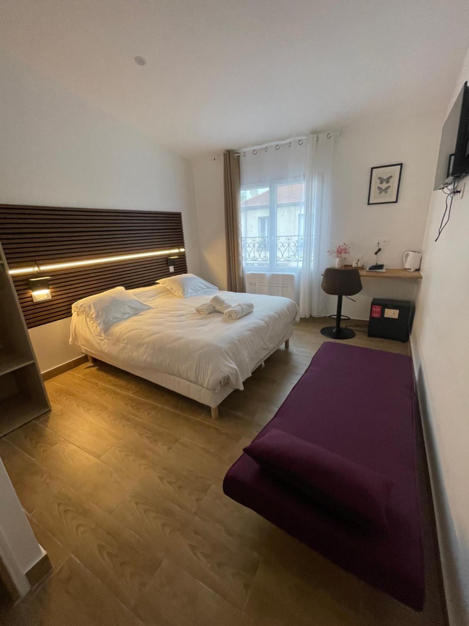 Du Parc Canal - Stade De France Hotel