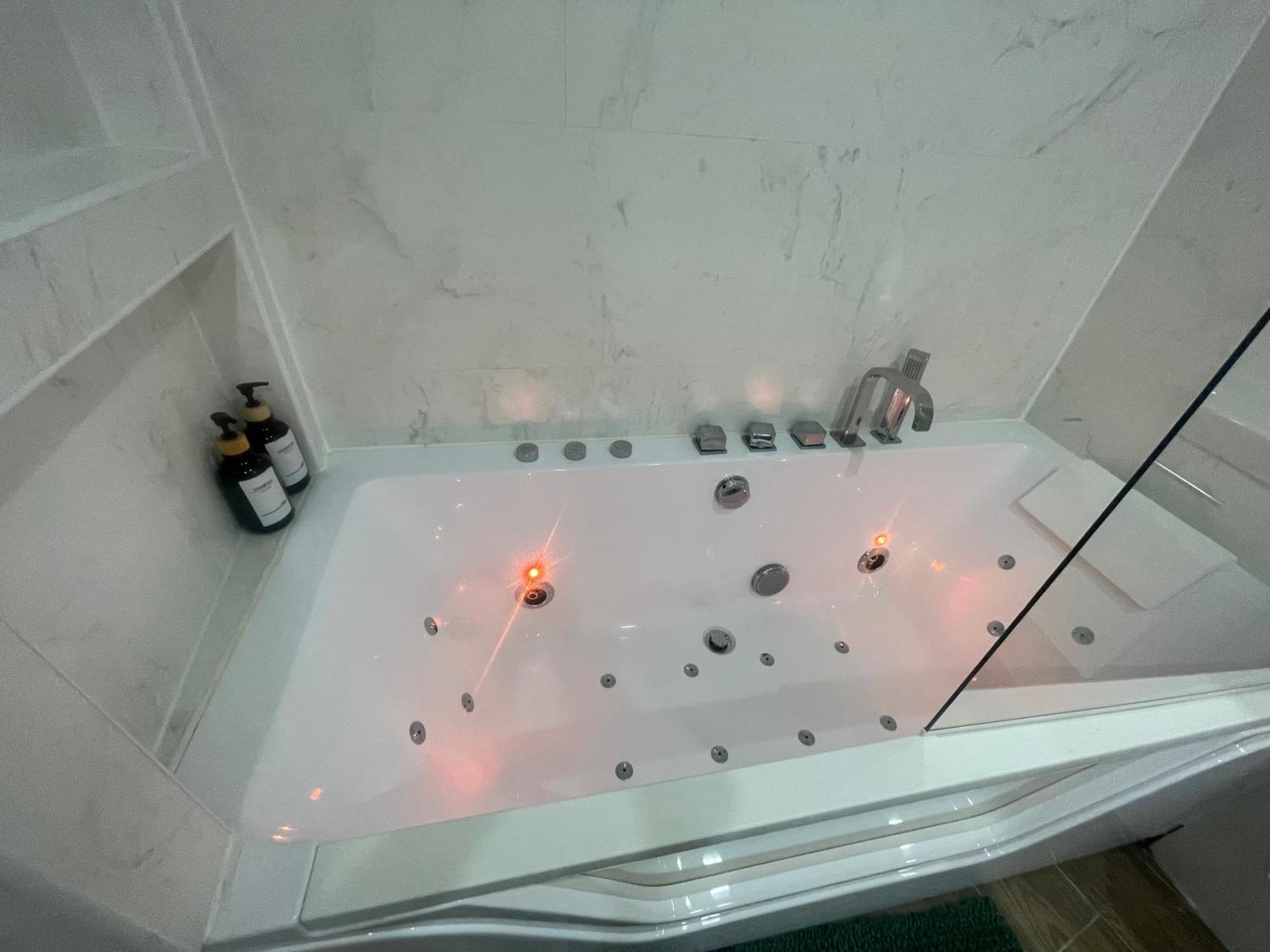Hotel Du Parc Canal - Stade De France *